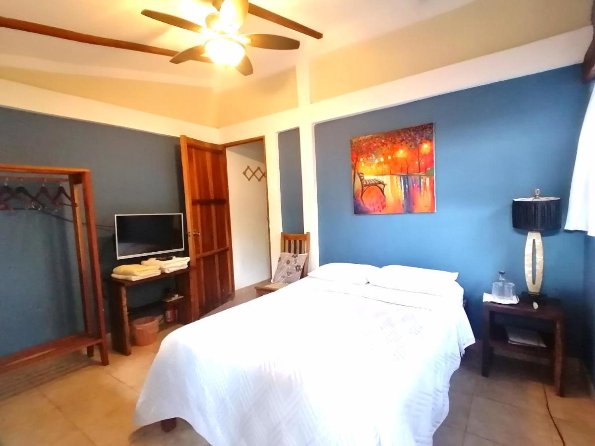 Xalli Beach Hotel Altagracia Екстериор снимка