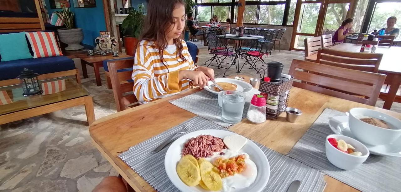 Xalli Beach Hotel Altagracia Екстериор снимка